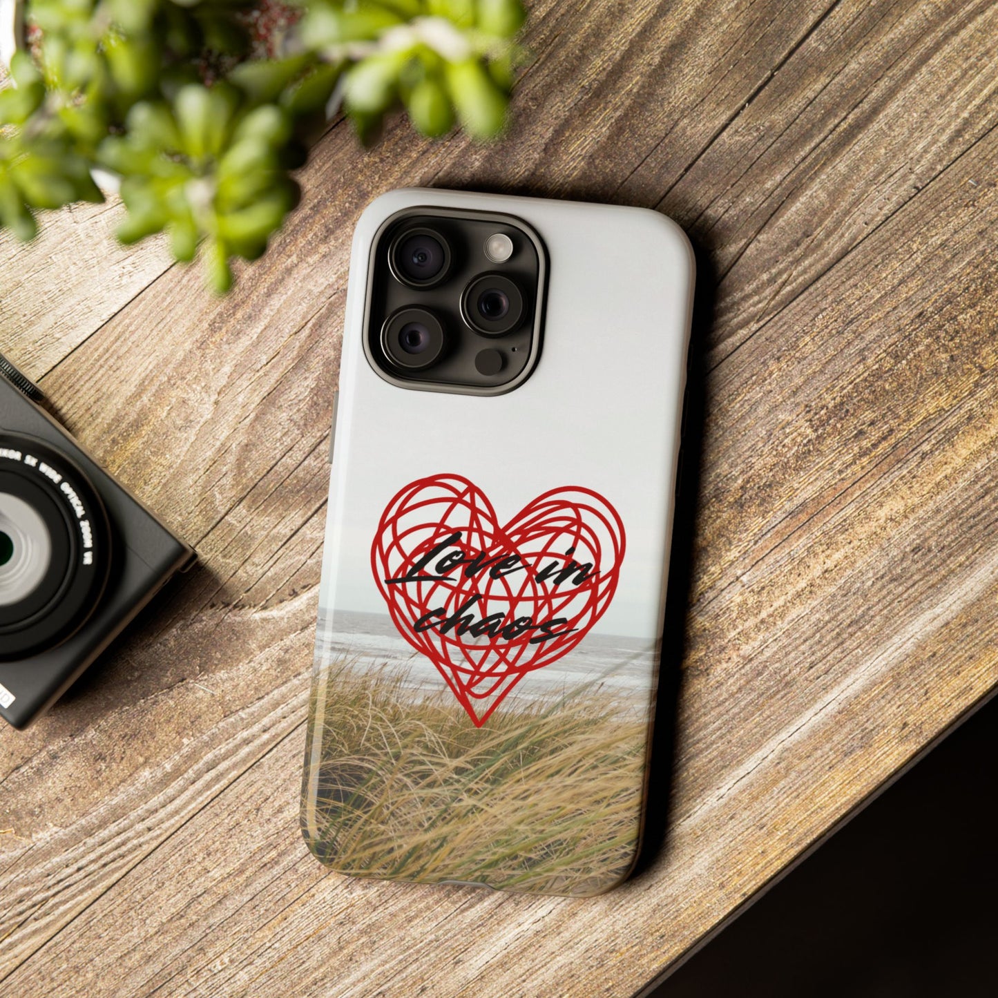 Luviquea - Love in Chaos - Phone Case