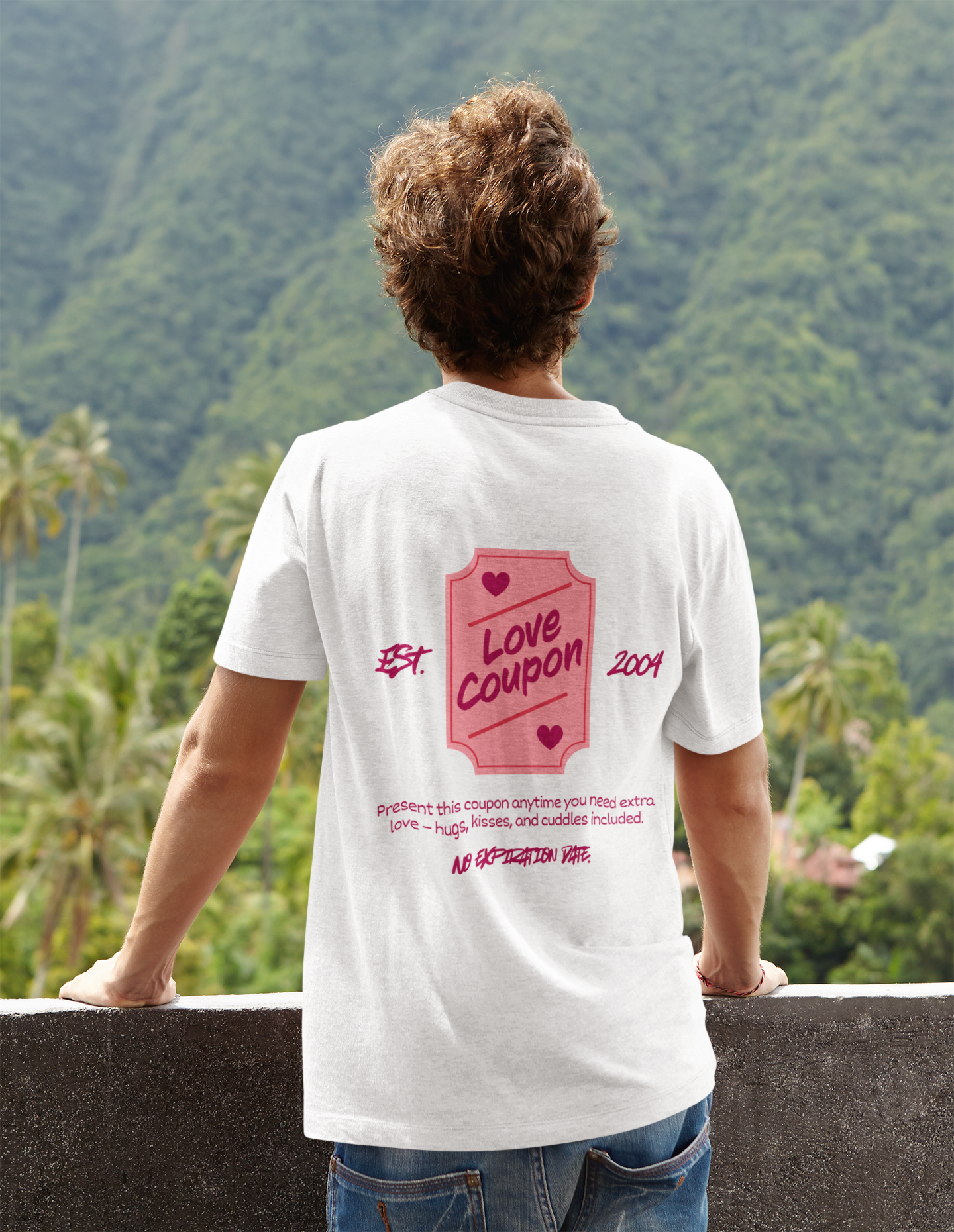 Luviquea - Love Coupon - T-Shirt