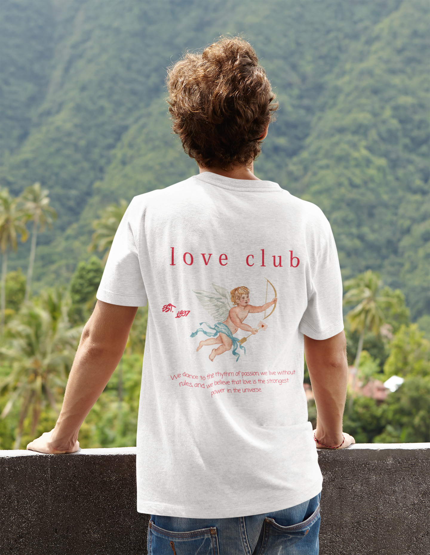 Luviquea - Love Club - T-Shirt