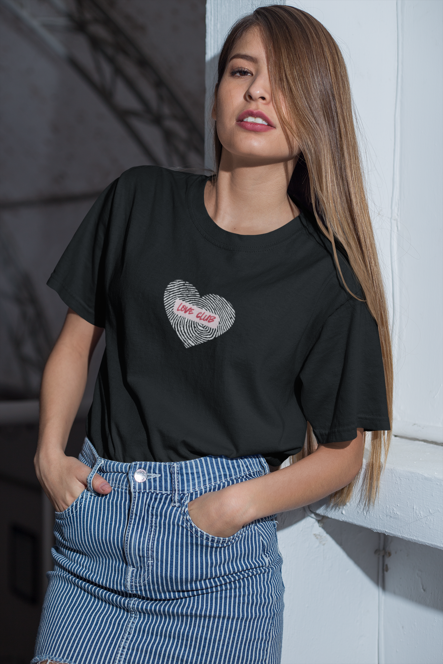 Luviquea - Love Club - T-Shirt