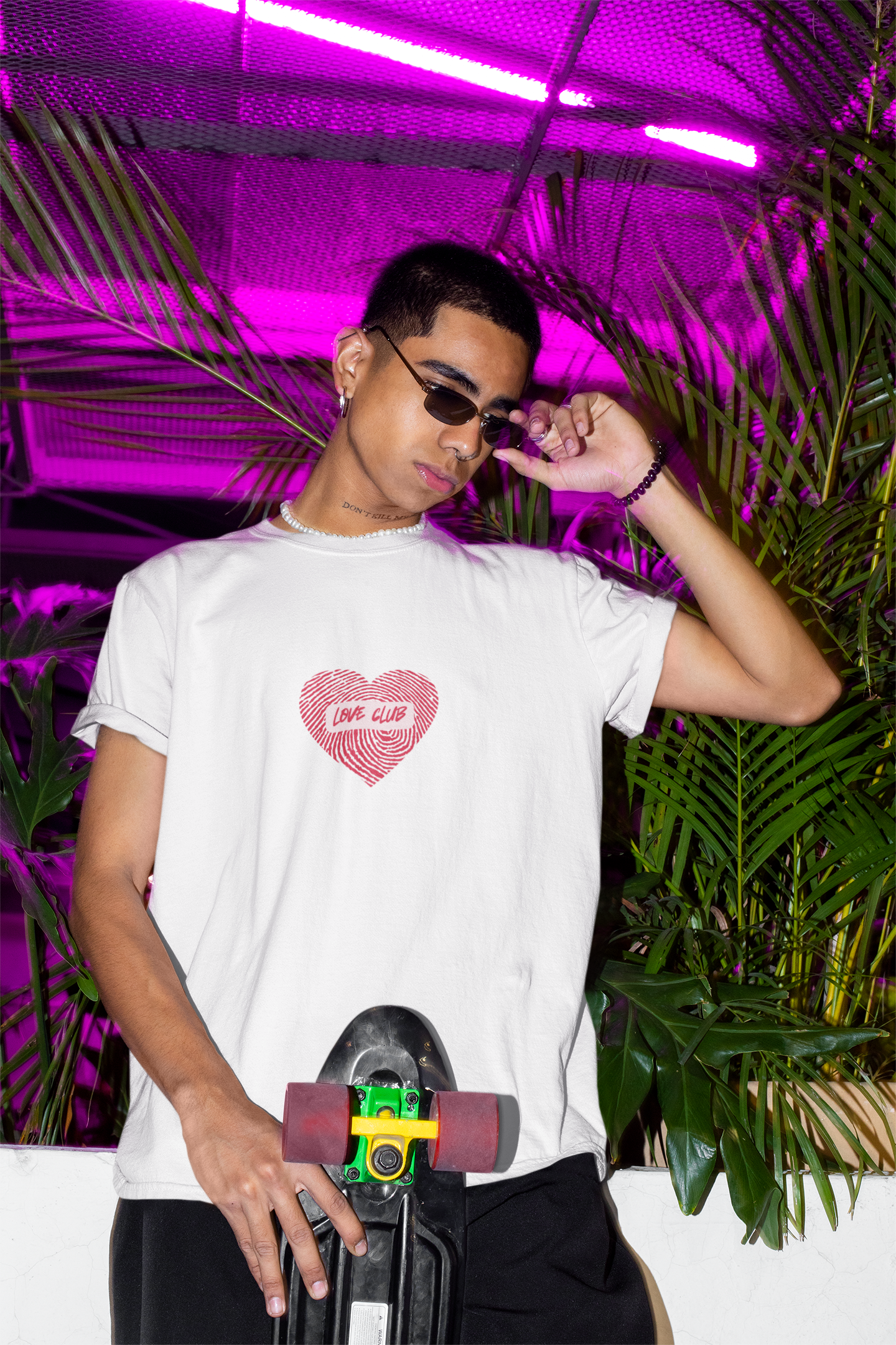 Luviquea - Love Club - T-Shirt